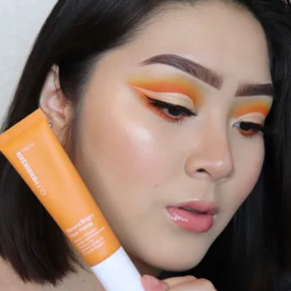 OLE HENRIKSEN Banana Bright Face Primer - Picture 3 of 14